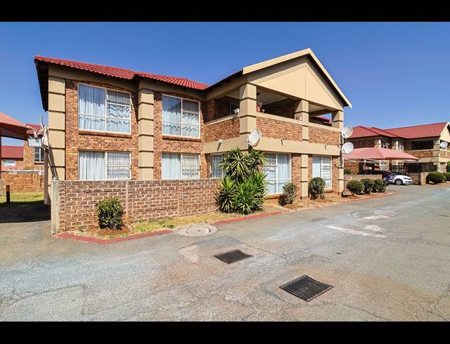 2 BEDROOM APARTMENT FOR SALE IN LIEFDE EN VREDE